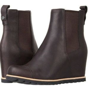 Ugg Pax Leather Waterproof Stout Boots